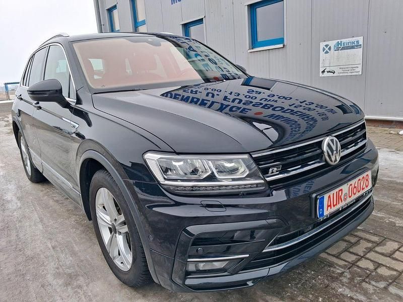 Schwarz Gebraucht 2019 VW Tiguan Highline SUV | 19.999 € (Fairer Preis) - Bild 1/4