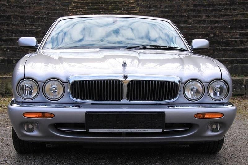 Gebraucht Jaguar XJ Executive 237 PS (174 kW) 2001 Silber Limousine