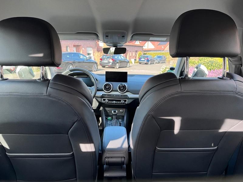 Gebraucht Audi Q2 Advanced Plus 150 PS (110 kW) 2023 Weiß SUV