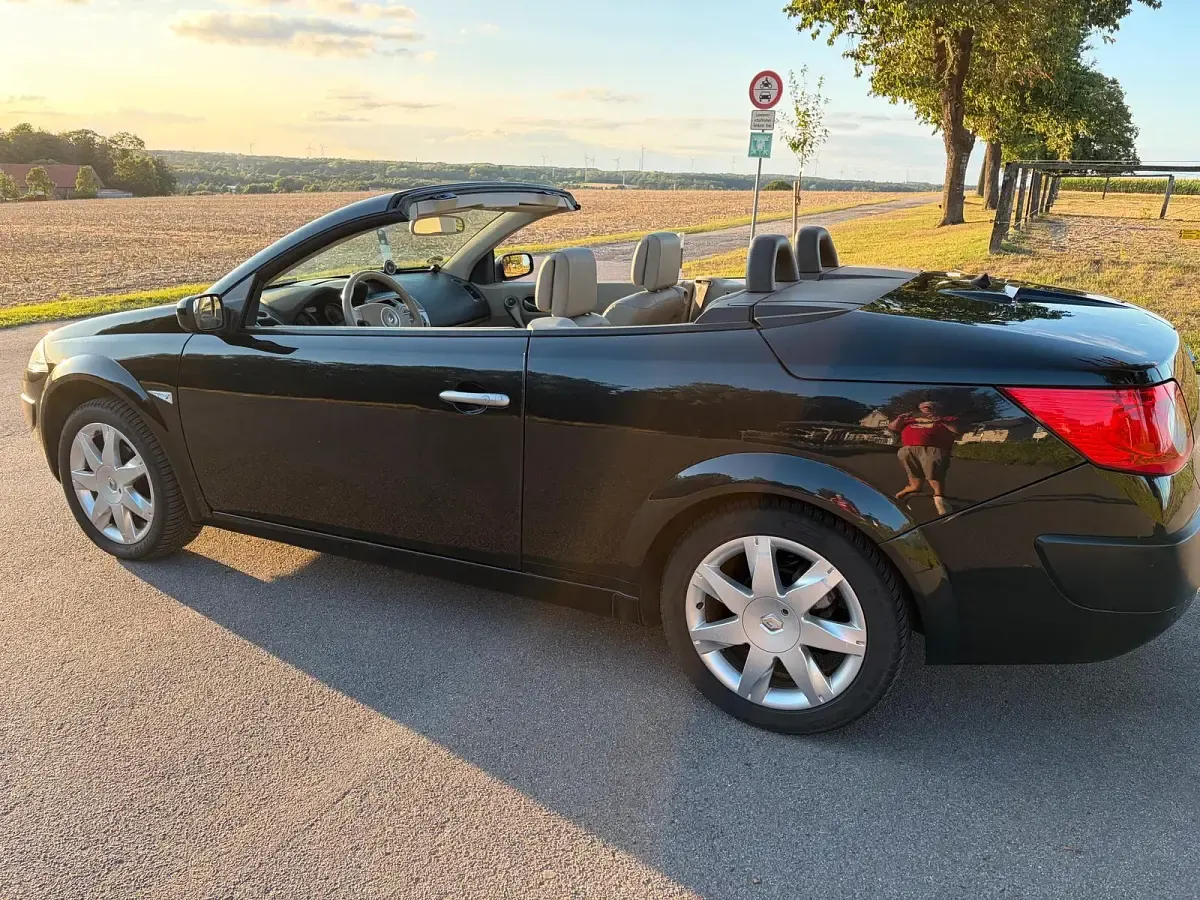 Gebraucht Renault Mégane Cabriolet 135 PS (99 kW) 2008 Schwarz Cabrio