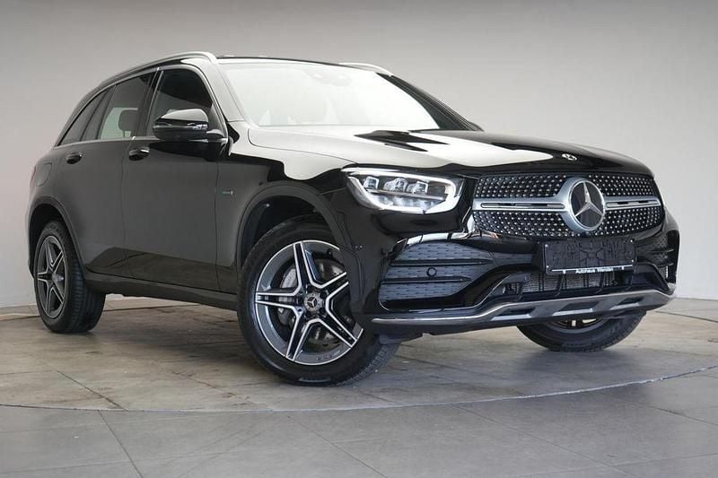 Gebraucht Mercedes GLC300e AMG 211 PS (155 kW) 2020 Schwarz SUV