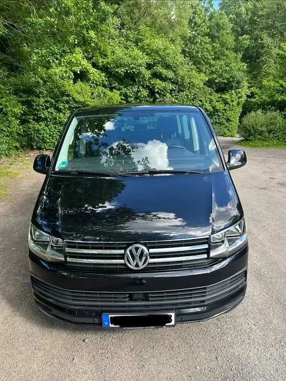 Gebraucht VW Multivan Comfortline 150 PS (110 kW) 2019 Schwarz Van / Kleinbus