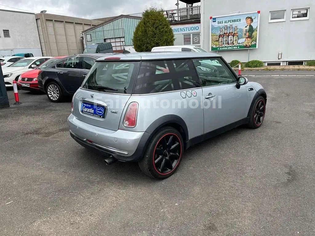 Occasion Mini ONE 90 ch (66 kW) 2005 Argent Citadine