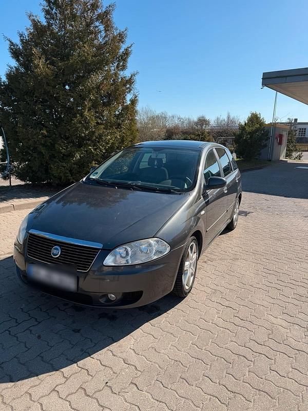 Gebraucht Fiat Croma 147 PS (108 kW) 2006 Grau Kombi
