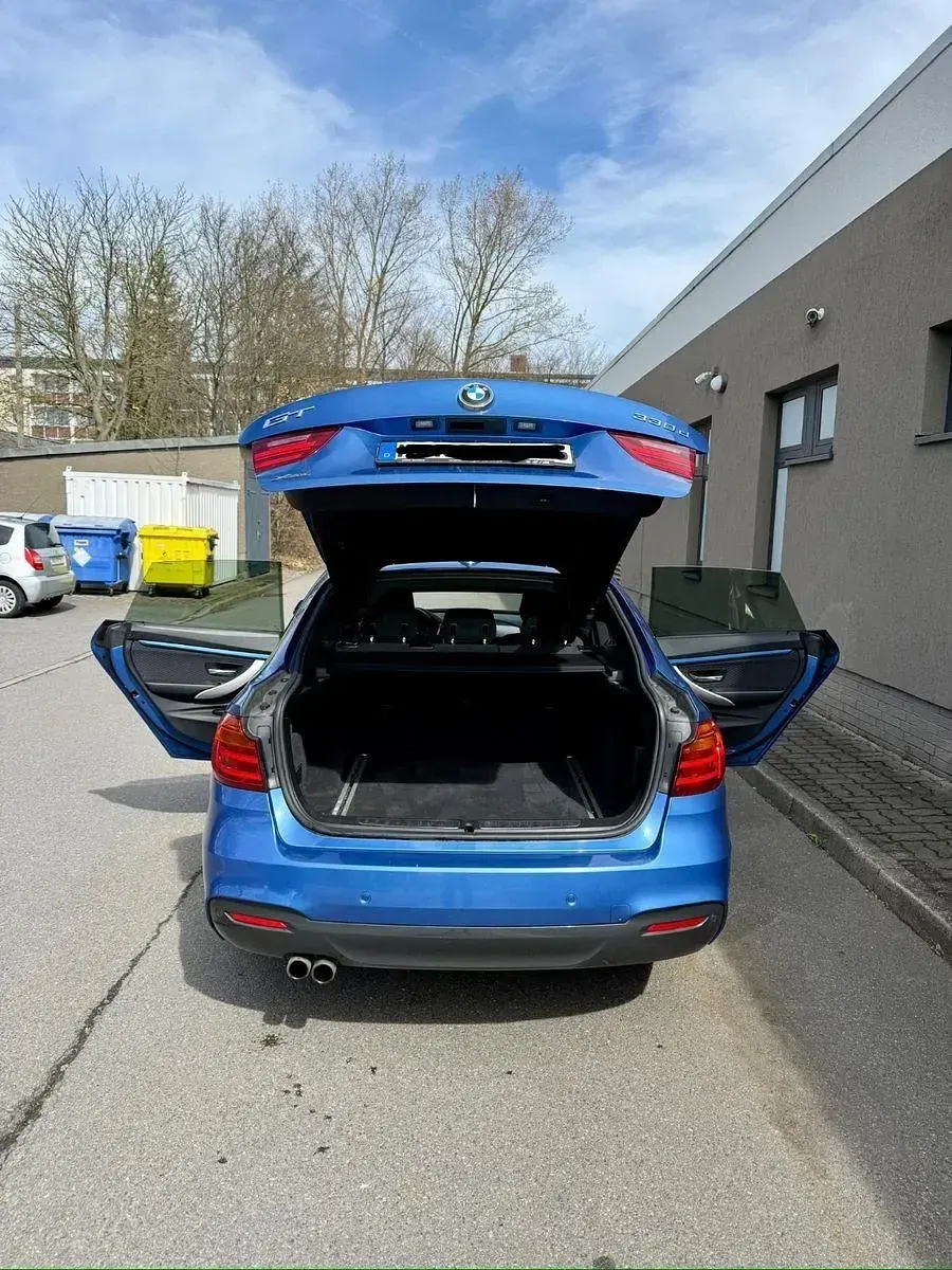 Gebraucht BMW 330 M Sport 258 PS (189 kW) 2014 Blau Limousine
