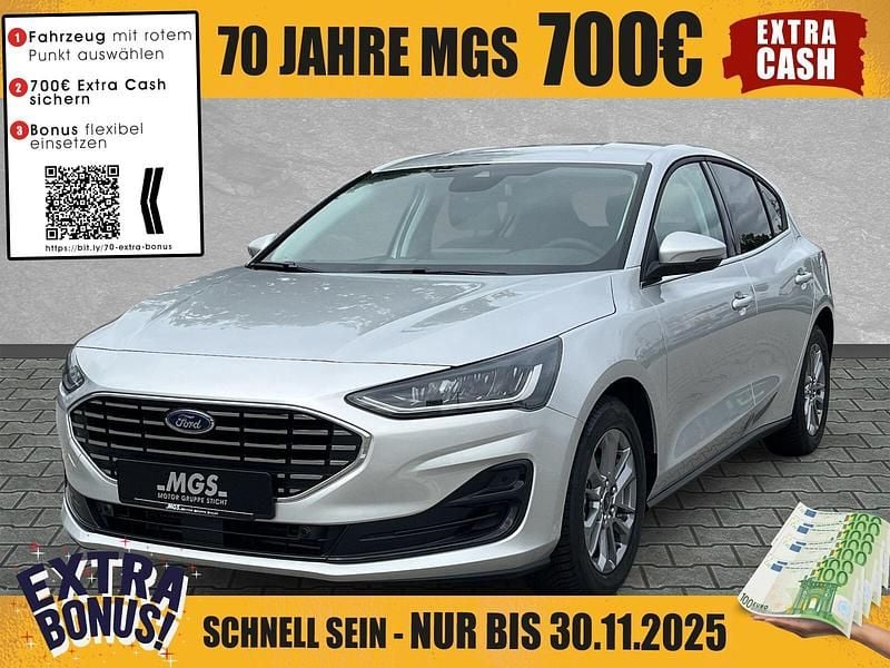 Moondust silver metallic Neu 2025 Ford Focus Titanium Limousine | 24.499 € (Superpreis) - Bild 1/4