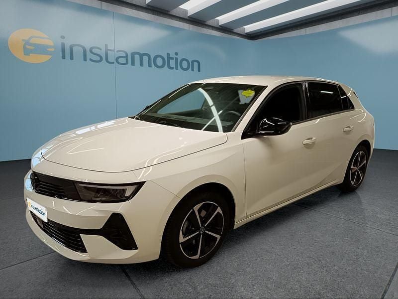 Weiß Gebraucht 2024 Opel Astra Limousine | 22.599 € (Fairer Preis) - Bild 1/4
