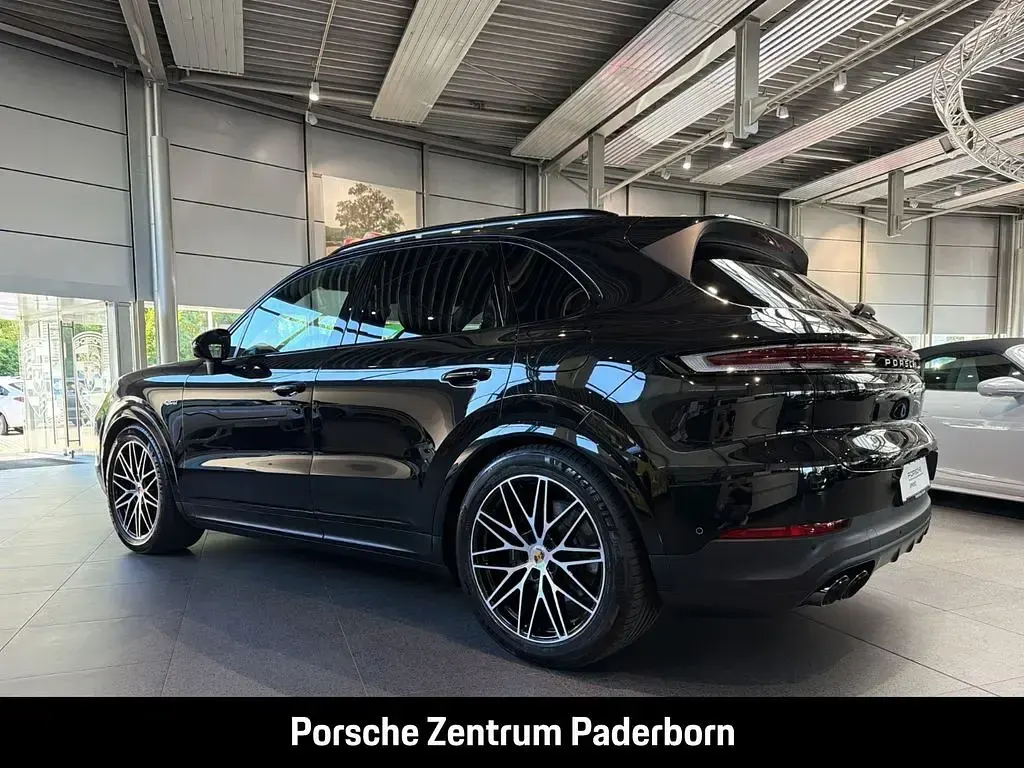 Gebraucht Porsche Cayenne 470 PS (345 kW) 2025 Schwarz SUV