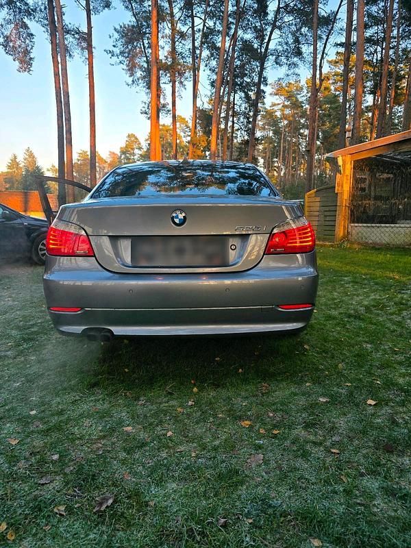 Usata BMW 525 218 CV (160 kW) 2008 Grigio Berlina