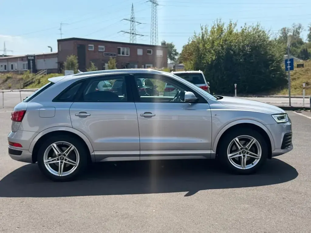 Gebraucht Audi Q3 Basis 150 PS (110 kW) 2016 Silber SUV
