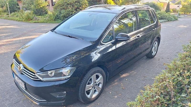 Schwarz Gebraucht 2014 VW Golf Sportsvan Highline Van / Kleinbus | 8.950 € (Guter Preis) - Bild 1/4