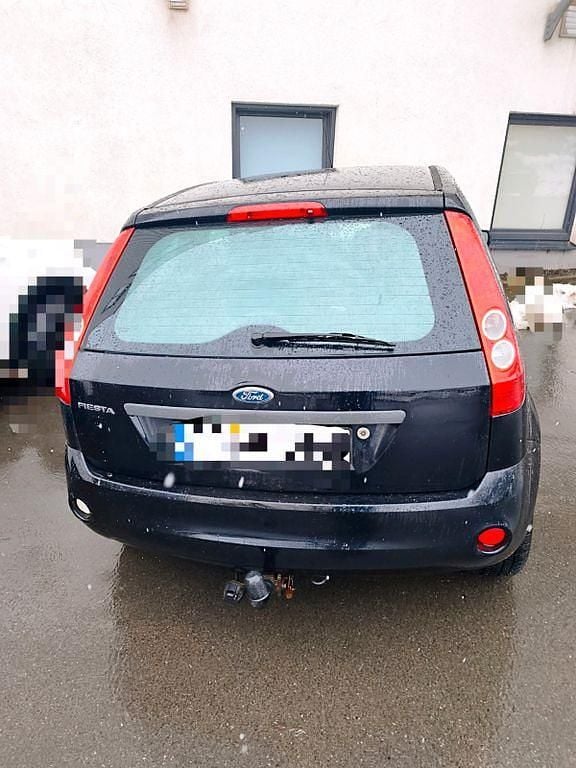 Schwarz Gebraucht 2007 Ford Fiesta Limousine | 900 € (Guter Preis) - Bild 1/4