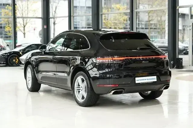 Second-hand Porsche Macan 245 CP (180 kW) 2019 Negru SUV