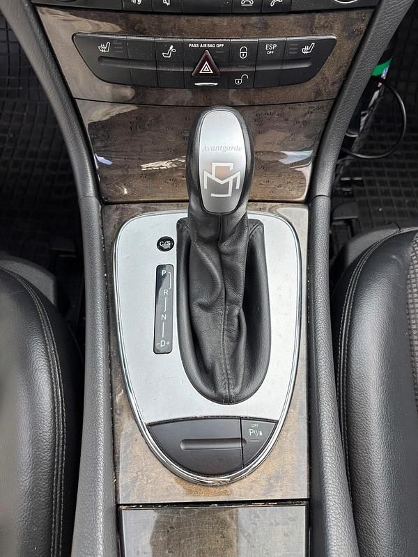 Second-hand Mercedes E220 150 CP (110 kW) 2004 Andere farben Berlinǎ