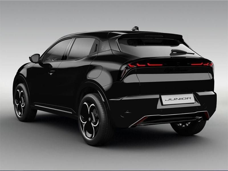 Neu Alfa Romeo GT Junior Edizione Speciale 145 PS (106 kW) 2026 Schwarz SUV