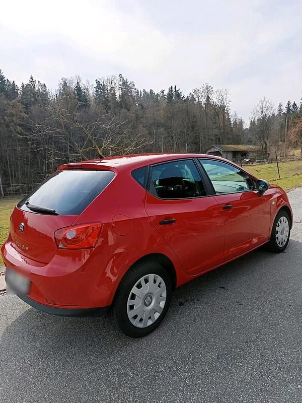 Gebraucht Seat Ibiza 70 PS (51 kW) 2009 Rot Kleinwagen