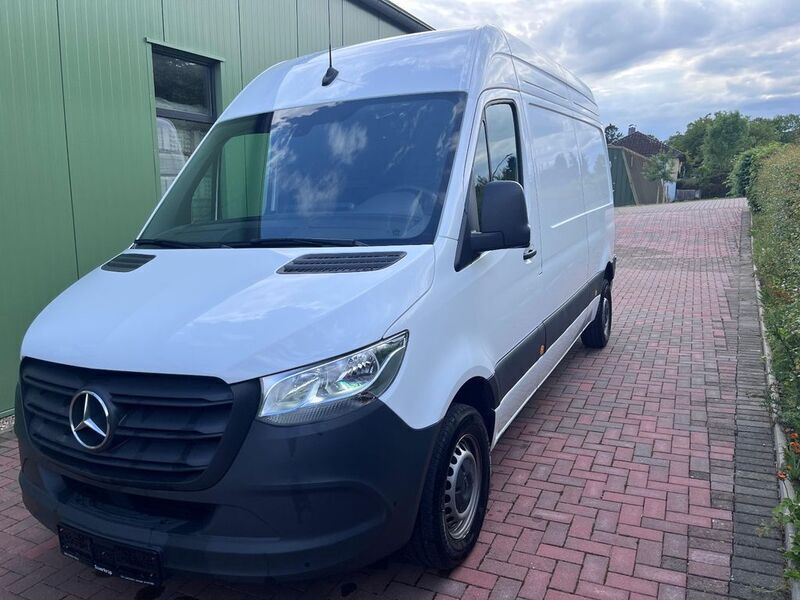 Weiß Gebraucht 2024 Mercedes Sprinter Van | 34.999 € (Guter Preis) - Bild 1/4