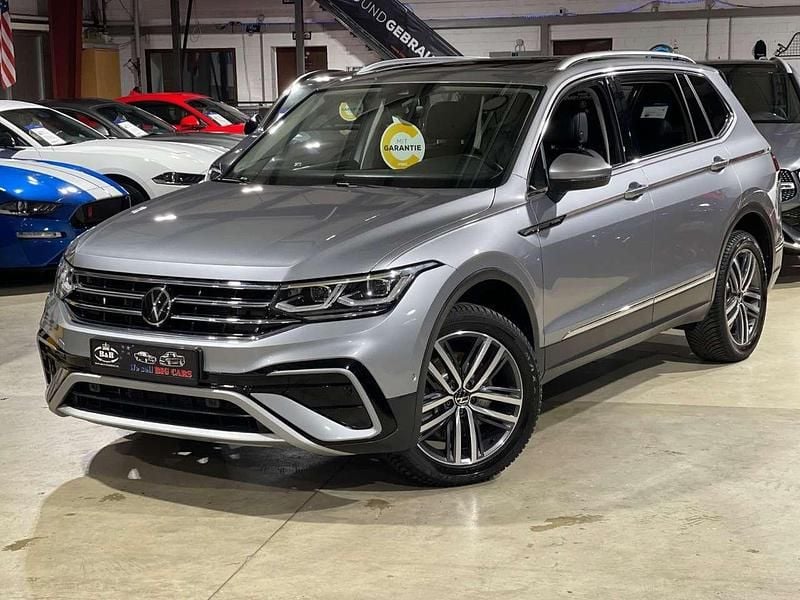 Pyrit silber Gebraucht 2023 VW Tiguan Allspace Elegance SUV | 40.730 € (Fairer Preis) - Bild 1/4