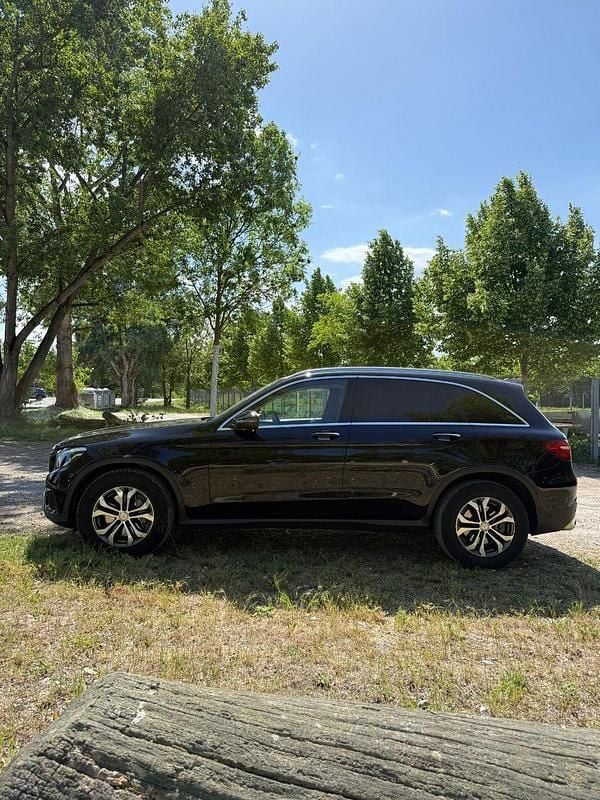 Gebraucht Mercedes GLC220 170 PS (125 kW) 2016 Schwarz SUV