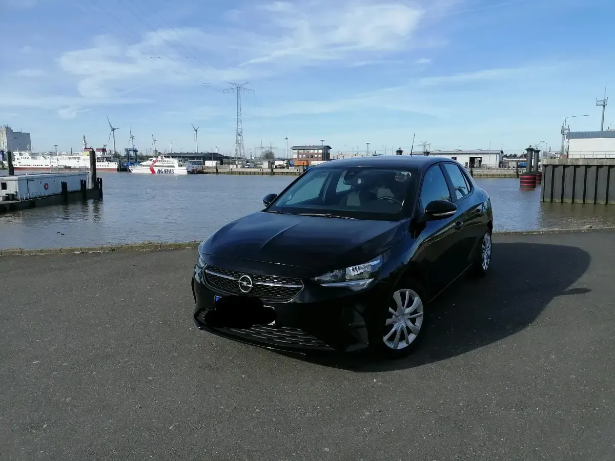 Usata Opel Corsa Elegance 101 CV (74 kW) 2022 Nero Utilitaria