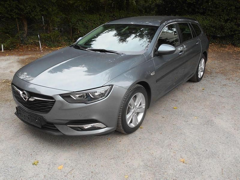 Gebraucht Opel Insignia Edition 170 PS (125 kW) 2020 Grau Kombi