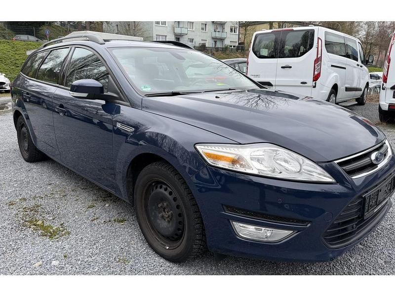 Gebraucht Ford Mondeo 140 PS (102 kW) 2010 Blau Kombi