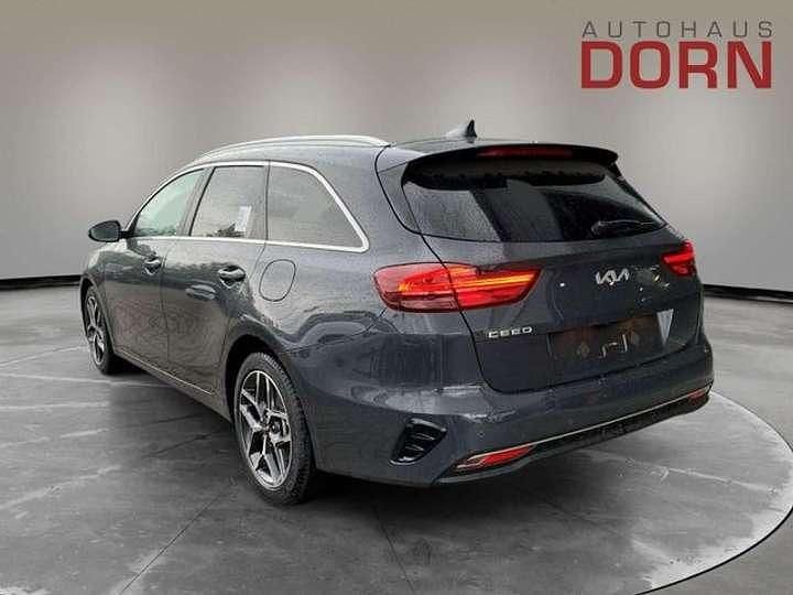 Gebraucht Kia Ceed 101 PS (74 kW) 2025 Grau Kleinwagen