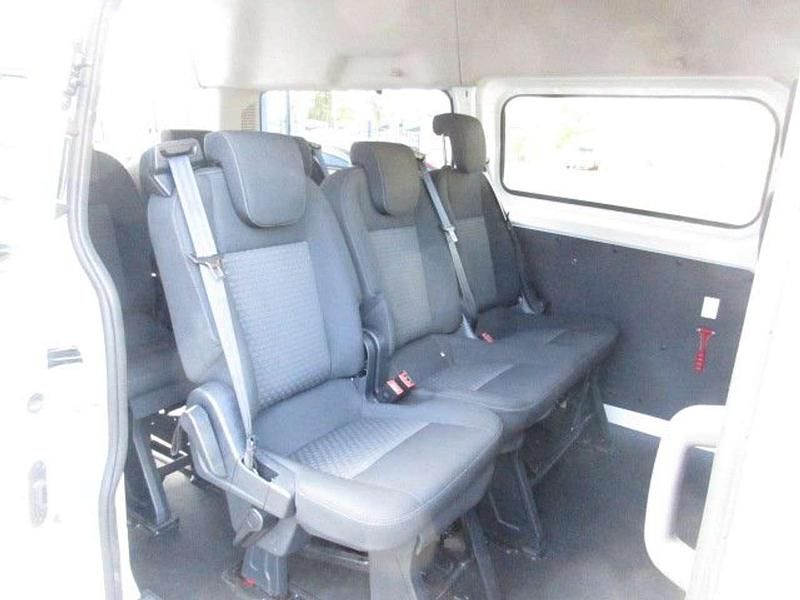Gebraucht Ford Transit 131 PS (96 kW) 2019 Weiß Van / Kleinbus