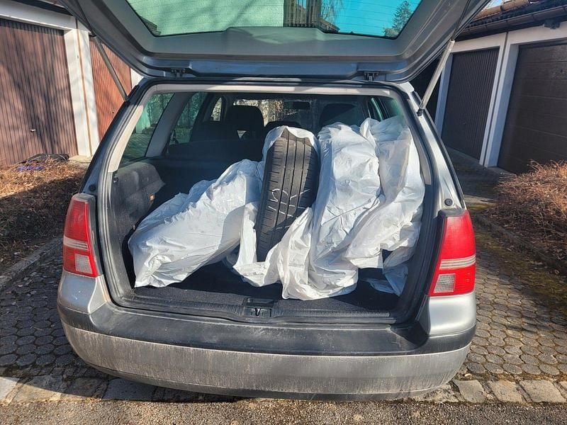 Gebraucht VW Golf IV Ocean 116 PS (85 kW) 2005 Grau Kombi