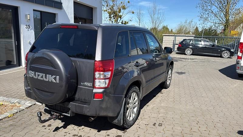 Gebraucht Suzuki Grand Vitara Limited 168 PS (123 kW) 2009 Grau SUV