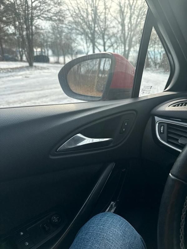 Gebraucht Opel Astra 200 PS (147 kW) 2017 Rot Kombi