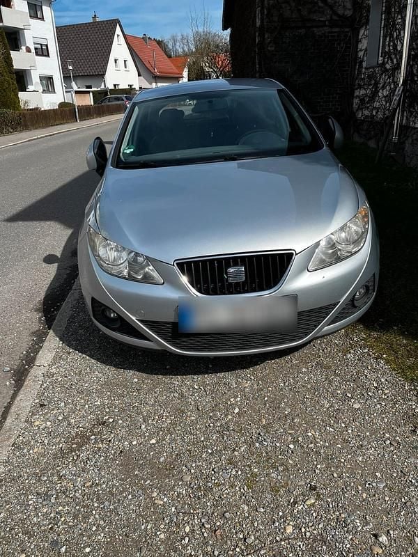 Gebraucht Seat Ibiza 85 PS (62 kW) 2011 Silber Kleinwagen