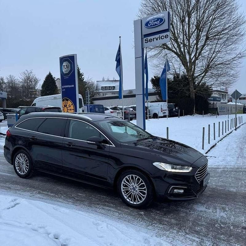 Agate black Gebraucht 2020 Ford Mondeo Titanium Kombi | 20.987 € (Teuer) - Bild 1/4