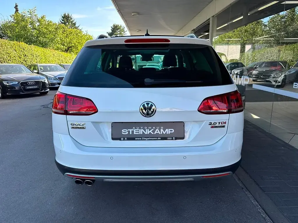 Gebraucht VW Golf VII 184 PS (135 kW) 2016 Weiß Kombi