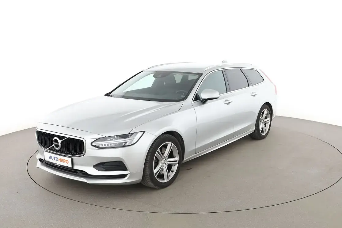 Gebraucht Volvo V90 Momentum 190 PS (139 kW) 2018 Kombi