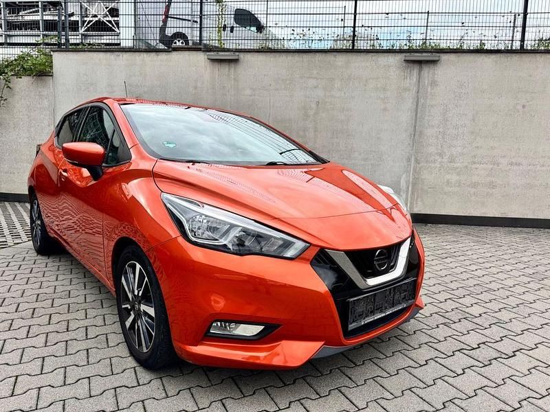 Orange Gebraucht 2017 Nissan Micra N-Connecta Kleinwagen | 7.699 € (Fairer Preis) - Bild 1/4
