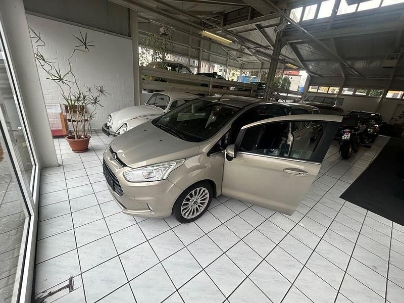 Gebraucht Ford B-MAX Titanium 125 PS (91 kW) 2013 Silber Van / Kleinbus