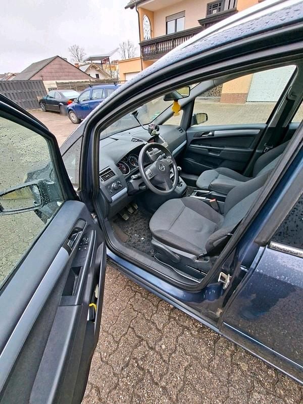 Gebraucht Opel Zafira 120 PS (88 kW) 2007 Van / Kleinbus