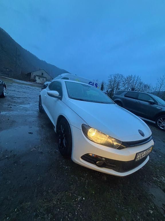 Weiß Gebraucht 2009 VW Scirocco Coupé | 4.250 € (Fairer Preis) - Bild 1/4