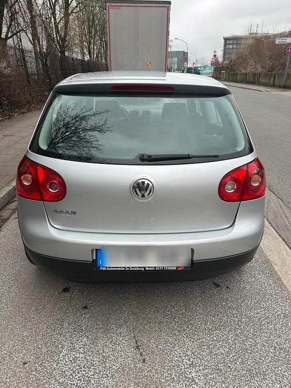 Gebraucht VW Golf V 75 PS (55 kW) 2005 Silber Kleinwagen
