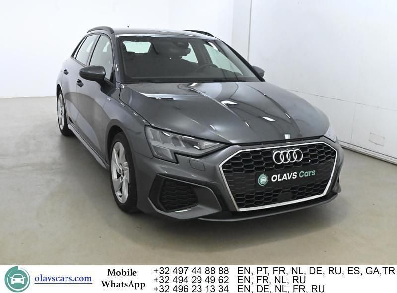 Używany Audi A3 S-Line 110 KM (80 kW) 2022 Szary Sedan/Limuzyna