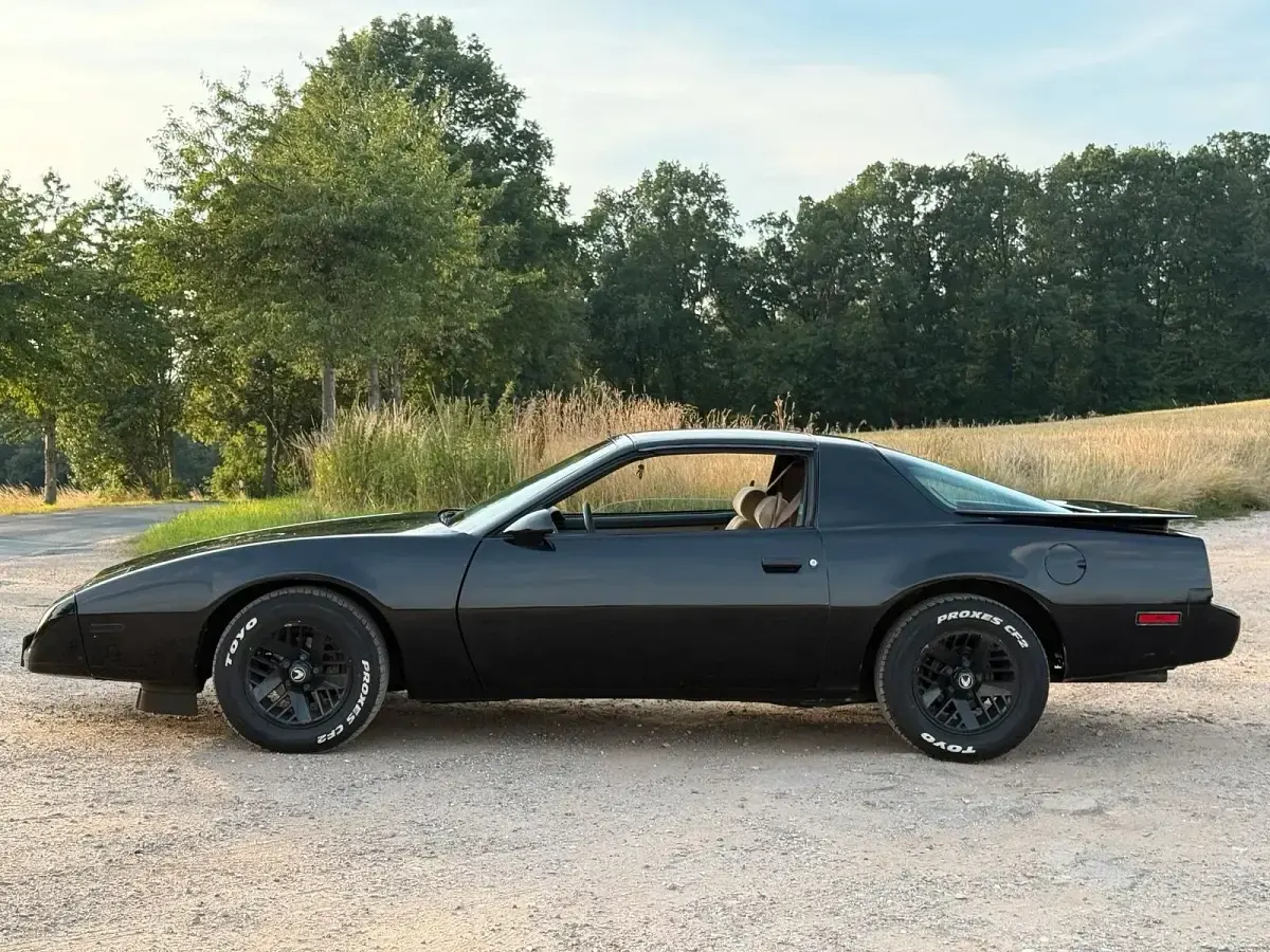 Gebraucht Pontiac Firebird 140 PS (102 kW) 1991 Schwarz Coupé