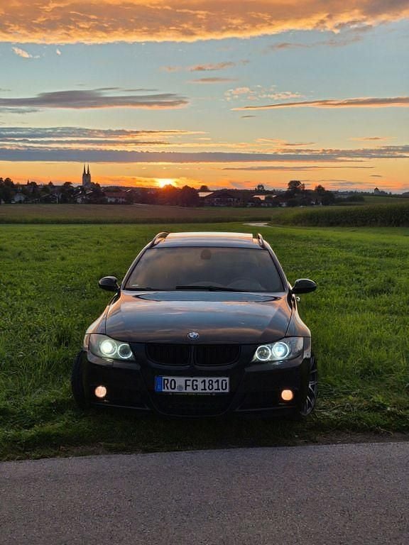 Schwarz Gebraucht 2006 BMW 325 Performance Kombi | 7.000 € (Etwas zu teuer) - Bild 1/4