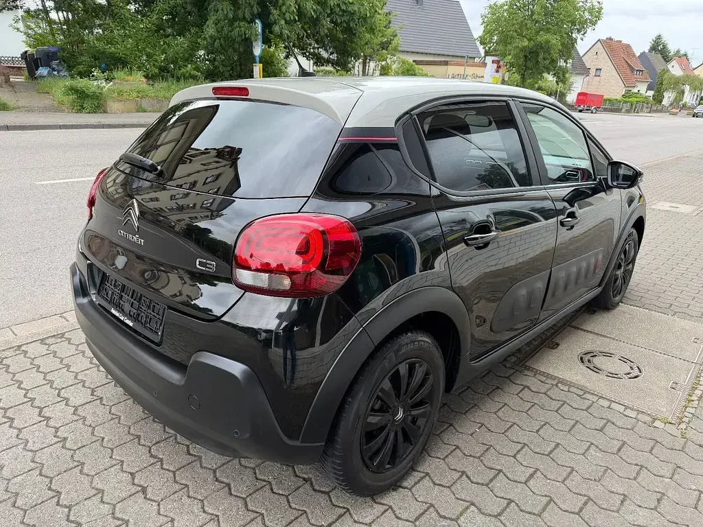 Gebraucht Citroën C3 110 PS (80 kW) 2018 Schwarz Kleinwagen