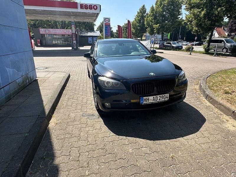Schwarz Gebraucht 2010 BMW 730L Limousine | 8.500 € (Superpreis) - Bild 1/4