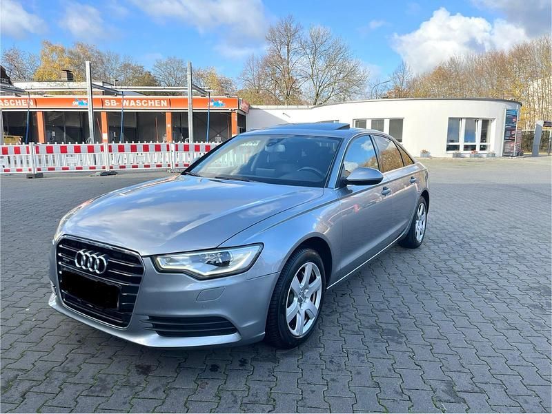 Grau Gebraucht 2011 Audi A6 Limousine | 7.800 € (Superpreis) - Bild 1/4