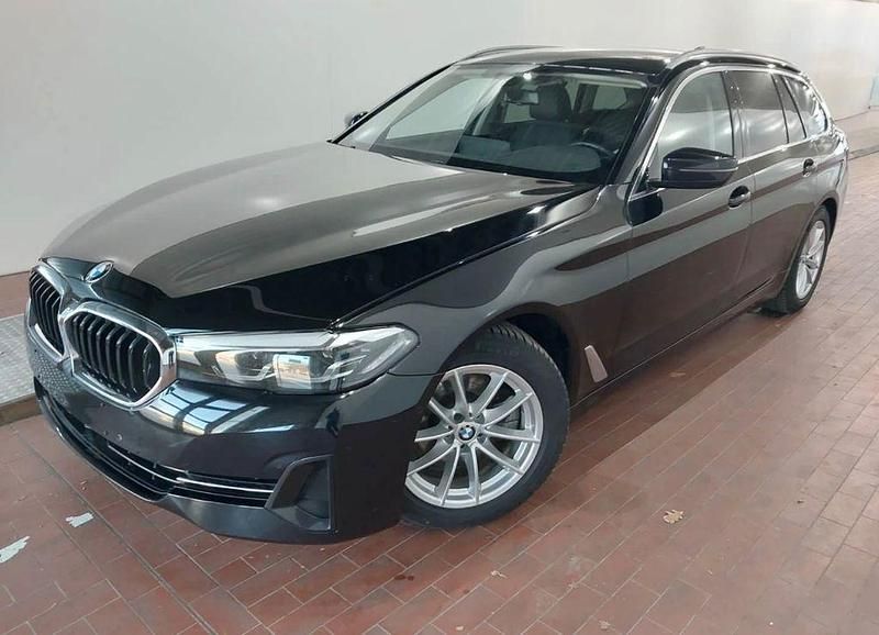 Gebraucht BMW 520 190 PS (139 kW) 2023 Schwarz Limousine