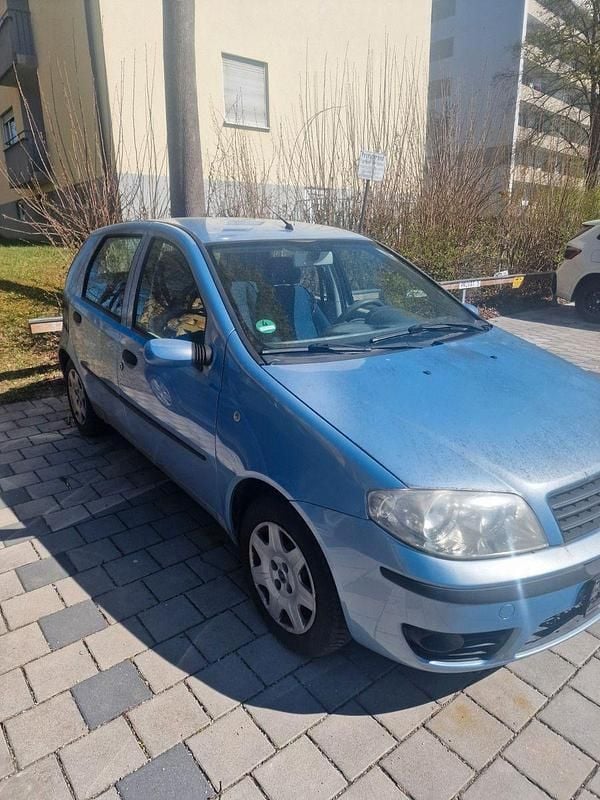 Gebraucht Fiat Punto Dynamic 80 PS (58 kW) 2004 Blau Kleinwagen