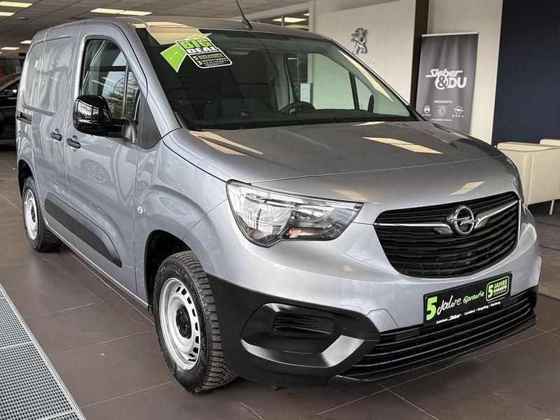 Gebraucht Opel Combo Edition 102 PS (75 kW) 2023 Kontrast grau/quarz silber Van / Kleinbus