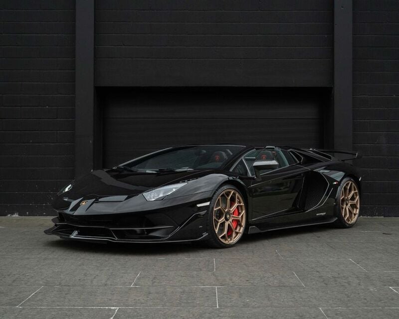 Schwarz Gebraucht 2021 Lamborghini Aventador Cabrio | 699.000 € (Superpreis) - Bild 1/4